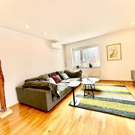 Bigmotz Apartment *
